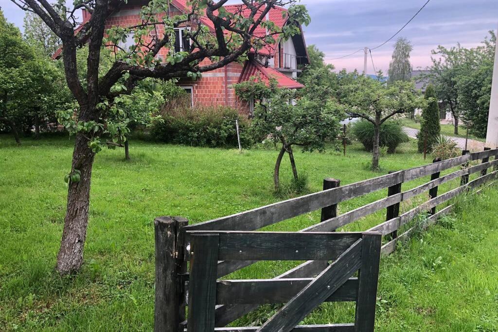 Ljetni Bungalov Kaniza Vila Zagreb Exterior foto